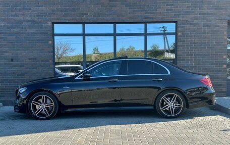 Mercedes-Benz E-Класс, 2019 год, 3 200 000 рублей, 2 фотография