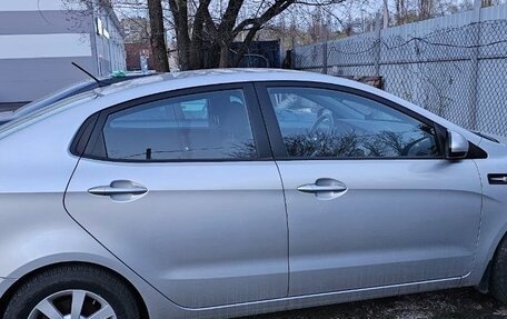 KIA Rio III рестайлинг, 2013 год, 1 100 000 рублей, 1 фотография