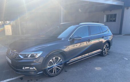 Volkswagen Passat B8 рестайлинг, 2019 год, 2 200 000 рублей, 2 фотография