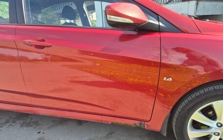 Hyundai Solaris II рестайлинг, 2011 год, 645 000 рублей, 9 фотография