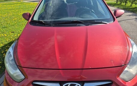 Hyundai Solaris II рестайлинг, 2011 год, 645 000 рублей, 11 фотография