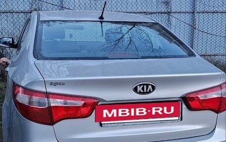 KIA Rio III рестайлинг, 2013 год, 1 100 000 рублей, 4 фотография