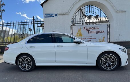 Mercedes-Benz E-Класс, 2021 год, 4 560 000 рублей, 10 фотография