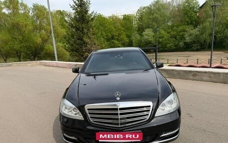 Mercedes-Benz S-Класс, 2011 год, 3 830 000 рублей, 2 фотография