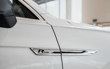 Volkswagen Touareg III, 2019 год, 4 990 000 рублей, 10 фотография