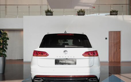 Volkswagen Touareg III, 2019 год, 4 990 000 рублей, 4 фотография