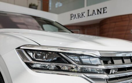 Volkswagen Touareg III, 2019 год, 4 990 000 рублей, 5 фотография
