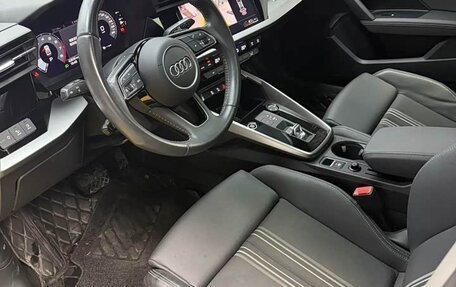 Audi A3, 2023 год, 2 300 000 рублей, 13 фотография