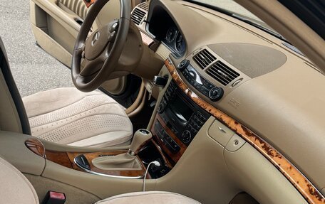 Mercedes-Benz E-Класс, 2007 год, 890 000 рублей, 24 фотография