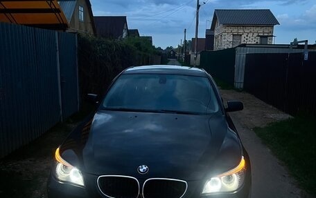 BMW 5 серия, 2004 год, 750 000 рублей, 4 фотография