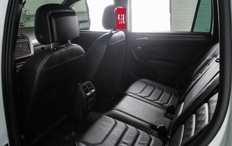 Volkswagen Tiguan II, 2021 год, 2 347 000 рублей, 11 фотография