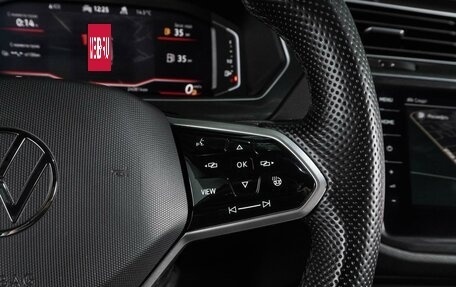 Volkswagen Tiguan II, 2021 год, 2 347 000 рублей, 17 фотография