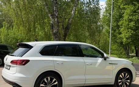 Volkswagen Touareg III, 2018 год, 5 750 000 рублей, 8 фотография