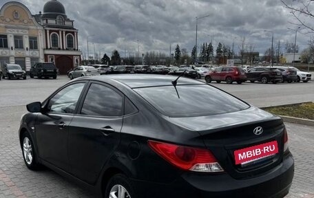 Hyundai Solaris II рестайлинг, 2011 год, 515 000 рублей, 13 фотография
