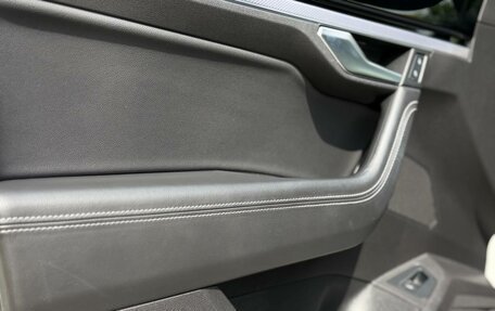 Volkswagen Touareg III, 2018 год, 5 750 000 рублей, 20 фотография