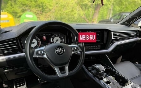 Volkswagen Touareg III, 2018 год, 5 750 000 рублей, 14 фотография