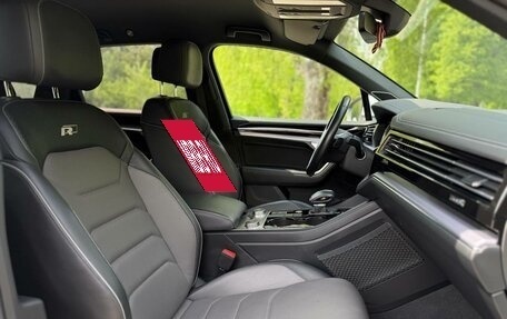 Volkswagen Touareg III, 2018 год, 5 750 000 рублей, 17 фотография