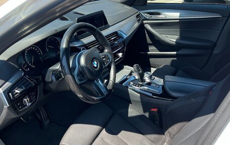 BMW 5 серия, 2018 год, 3 050 000 рублей, 8 фотография