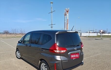 Honda Freed II, 2018 год, 1 600 000 рублей, 7 фотография