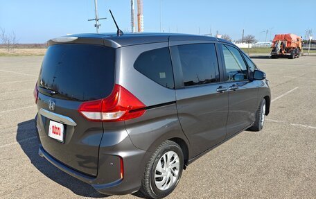 Honda Freed II, 2018 год, 1 600 000 рублей, 18 фотография