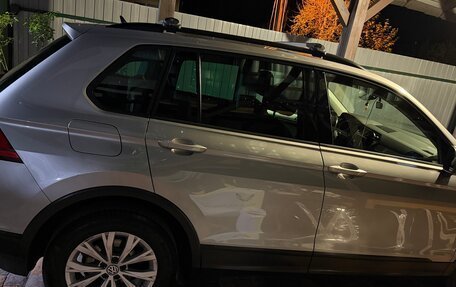 Volkswagen Tiguan II, 2019 год, 2 390 000 рублей, 9 фотография