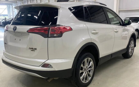 Toyota RAV4, 2016 год, 1 962 000 рублей, 6 фотография