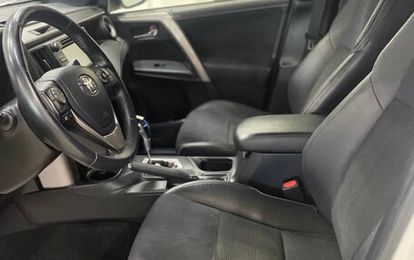Toyota RAV4, 2016 год, 1 962 000 рублей, 9 фотография