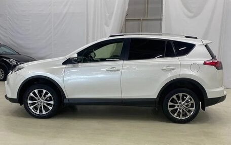 Toyota RAV4, 2016 год, 1 962 000 рублей, 2 фотография