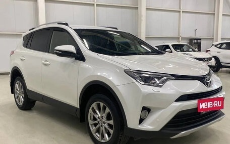 Toyota RAV4, 2016 год, 1 962 000 рублей, 5 фотография