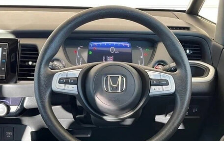 Honda Fit, 2021 год, 1 230 000 рублей, 7 фотография