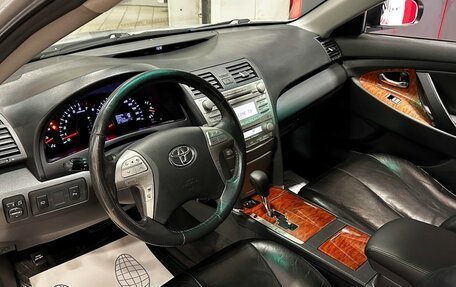 Toyota Camry, 2011 год, 1 297 000 рублей, 10 фотография