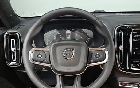 Volvo XC40 I, 2022 год, 3 798 000 рублей, 13 фотография