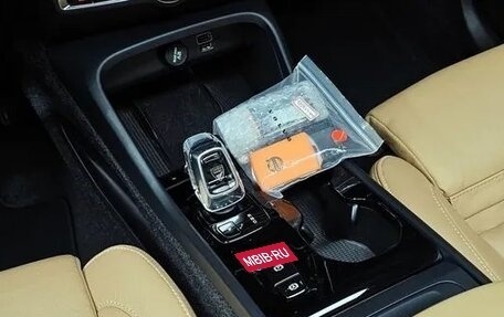 Volvo XC40 I, 2022 год, 3 798 000 рублей, 9 фотография