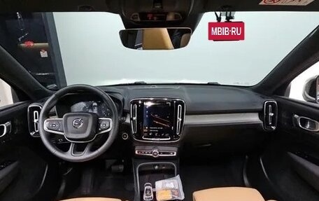 Volvo XC40 I, 2022 год, 3 798 000 рублей, 7 фотография