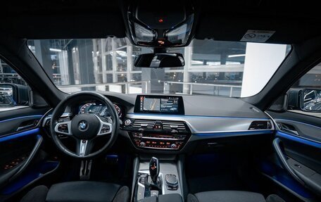 BMW 5 серия, 2020 год, 3 240 000 рублей, 24 фотография