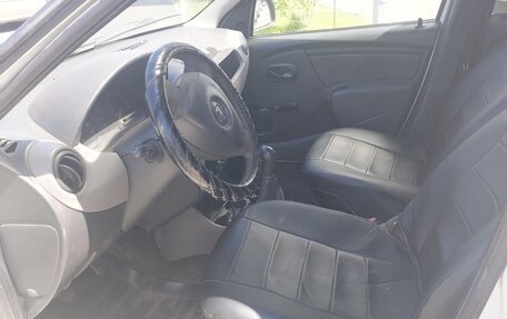Renault Logan I, 2013 год, 260 000 рублей, 5 фотография