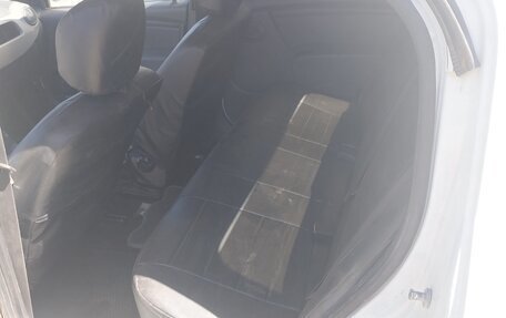 Renault Logan I, 2013 год, 260 000 рублей, 6 фотография