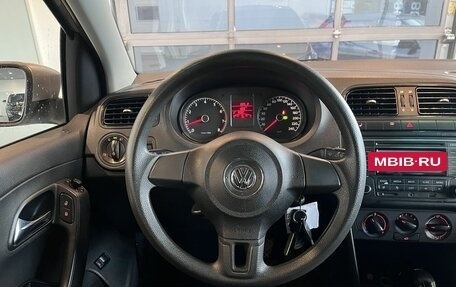 Volkswagen Polo VI (EU Market), 2011 год, 715 000 рублей, 10 фотография