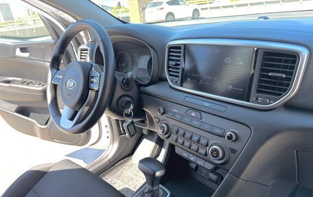 KIA Sportage IV рестайлинг, 2021 год, 2 560 000 рублей, 12 фотография