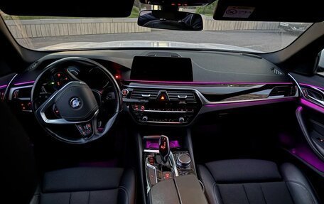 BMW 5 серия, 2017 год, 3 200 000 рублей, 11 фотография