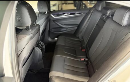 BMW 5 серия, 2017 год, 3 200 000 рублей, 17 фотография