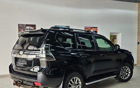 Toyota Land Cruiser Prado 150 рестайлинг 2, 2017 год, 4 090 000 рублей, 2 фотография