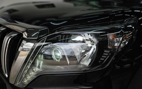 Toyota Land Cruiser Prado 150 рестайлинг 2, 2017 год, 4 090 000 рублей, 22 фотография