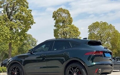 Jaguar E-Pace, 2024 год, 4 250 000 рублей, 3 фотография