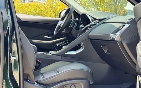 Jaguar E-Pace, 2024 год, 4 250 000 рублей, 7 фотография