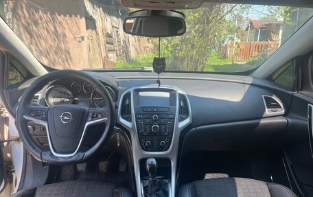Opel Astra J, 2012 год, 720 000 рублей, 8 фотография