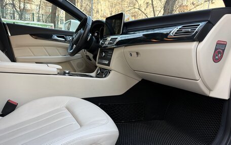 Mercedes-Benz CLS, 2017 год, 2 690 000 рублей, 19 фотография