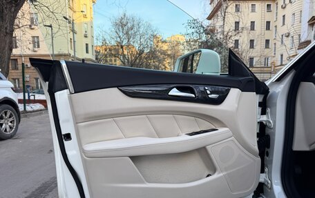 Mercedes-Benz CLS, 2017 год, 2 690 000 рублей, 28 фотография