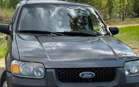 Ford Escape II, 2005 год, 420 000 рублей, 1 фотография