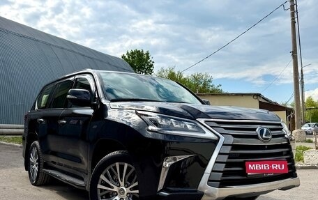 Lexus LX III, 2017 год, 6 580 000 рублей, 1 фотография